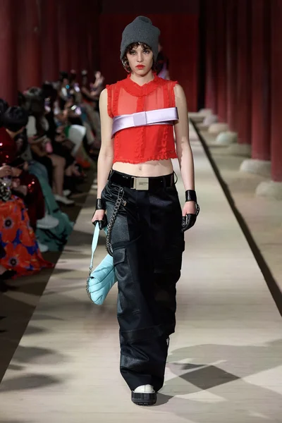 Look 51
